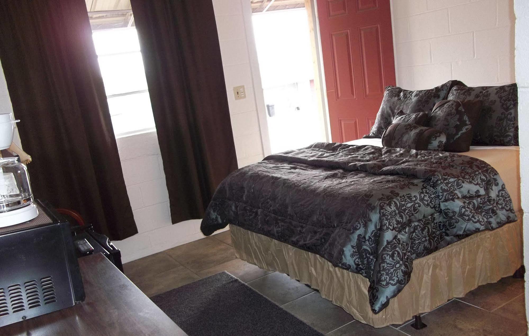 Selkirk Motel Colville 外观 照片
