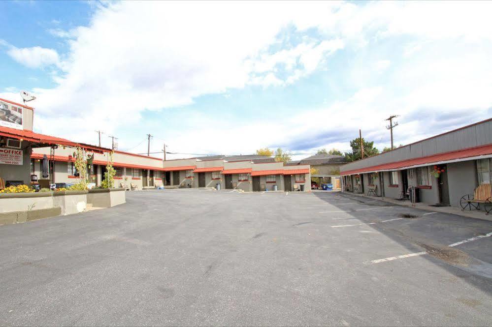 Selkirk Motel Colville 外观 照片
